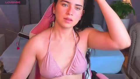 A N G E L I C A online show from September 2025 12:20:01 PM