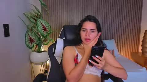 A N G E L I C A online show from September 2025 12:10:02 PM