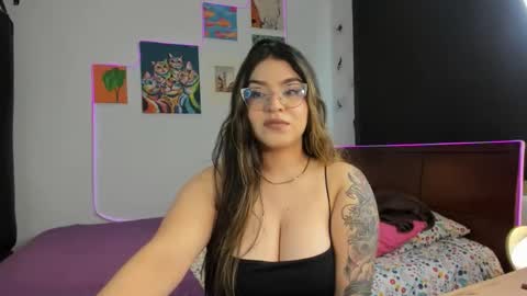 Snapshot of angelina_71 chatting on October 2025 03:58:02 PM Angelina online show from October 2025 03:58:02 PM