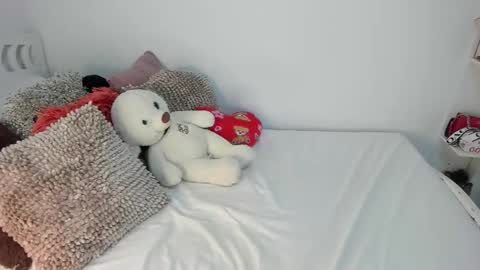 angeline online show from March 2026 06:25:01 PM