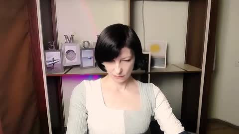 Angelina online show from January 2026 04:44:01 PM