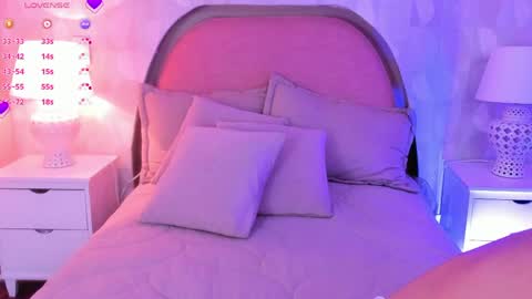 Snapshot of angeline__cute chatting on April 2026 12:52:02 PM angeline online show from April 2026 12:52:02 PM