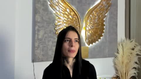 Angeline Smith  online show from October 2025 02:31:02 AM