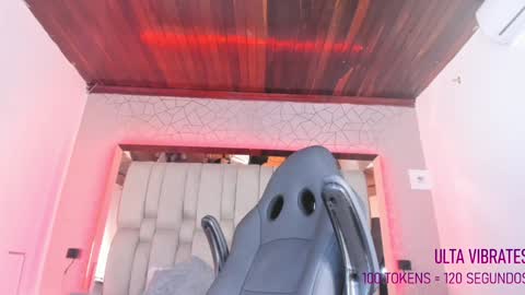 Snapshot of angelineheet chatting on December 2024 10:02:01 AM Angeline Heet online show from December 2024 10:02:01 AM