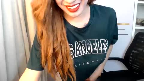 Anglina online show from April 2026 07:25:01 PM