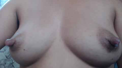 angela online show from September 2025 11:32:02 PM