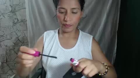 angela online show from December 2025 12:26:02 AM