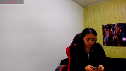 Snapshot of angell_cooper8 chatting on May 2026 12:13:01 PM Angell cooper8 online show from May 2026 12:13:01 PM