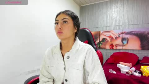Snapshot of angell_cooper8 chatting on May 2026 01:08:01 PM Angell cooper8 online show from May 2026 01:08:01 PM
