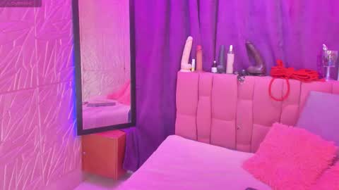 Snapshot of angellike_doll chatting on September 2025 07:05:01 PM Angellike online show from September 2025 07:05:01 PM