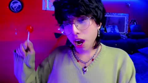 Snapshot of angellonfire chatting on December 2024 04:06:02 AM Angel  online show from December 2024 04:06:02 AM