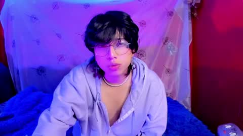 Snapshot of angellonfire chatting on December 2024 10:25:02 AM Angel  online show from December 2024 10:25:02 AM