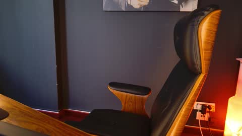 BlackWolf online show from October 2025 12:38:02 PM