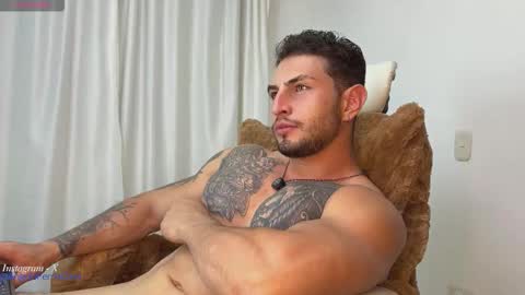 Angelo Ferro online show from September 2025 03:28:01 AM