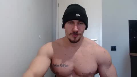 Snapshot of angelofit chatting on February 2025 11:18:02 AM ------- SEX SHOW WITH GUYS AND GIRLS MUSCLE SHOW online show from February 2025 11:18:02 AM