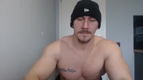 Snapshot of angelofit chatting on February 2025 09:56:02 AM ------- SEX SHOW WITH GUYS AND GIRLS MUSCLE SHOW online show from February 2025 09:56:02 AM