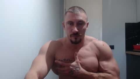 Snapshot of angelofit chatting on October 2025 03:10:01 PM ------- SEX SHOW WITH GUYS AND GIRLS MUSCLE SHOW online show from October 2025 03:10:01 PM