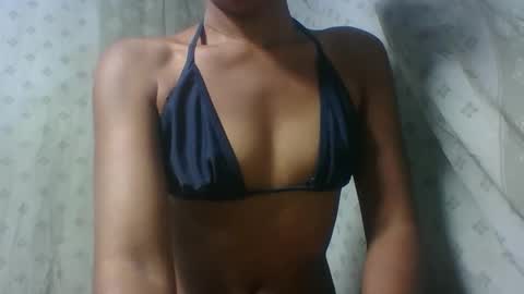 Snapshot of angeltta69 chatting on April 2026 06:05:02 AM angeltta69 online show from April 2026 06:05:02 AM