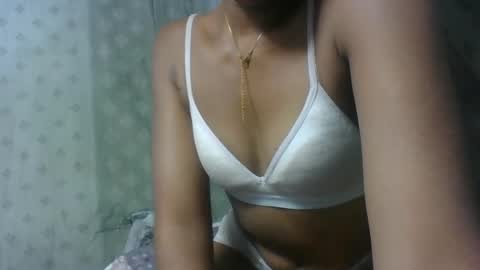 Snapshot of angeltta69 chatting on April 2026 08:04:02 PM angeltta69 online show from April 2026 08:04:02 PM