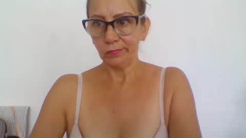 angelycute476334 online show from October 2025 06:41:02 PM