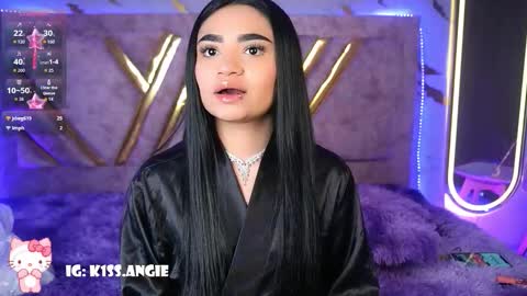 Angie online show from October 2025 03:18:02 AM