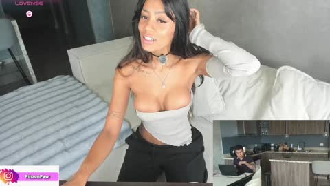 angie online show from November 2025 04:29:02 PM