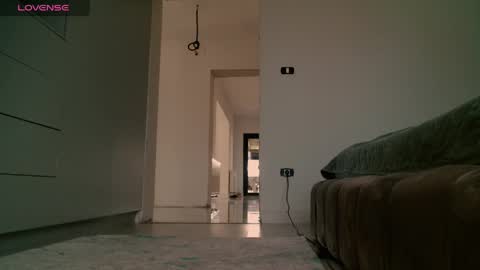 angiemilly online show from April 2026 10:20:02 AM