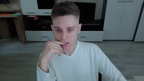 Snapshot of angryzan chatting on January 2026 07:02:02 AM vodka online show from January 2026 07:02:02 AM