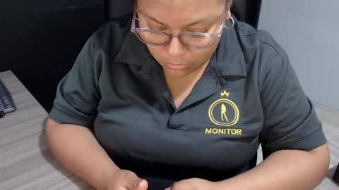 angy online show from October 2025 12:01:02 AM