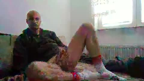 Snapshot of anhel187 chatting on October 2025 09:39:01 AM anhel187 online show from October 2025 09:39:01 AM