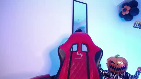 anhonymus online show from October 2025 04:05:02 AM