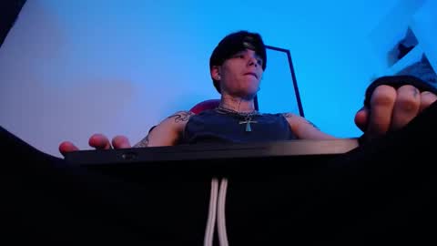 anhonymus online show from November 2025 02:39:02 PM