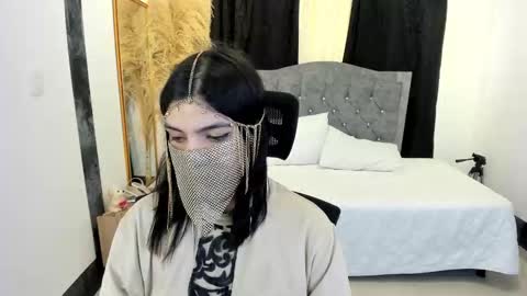 Anissa online show from February 2026 04:10:02 PM