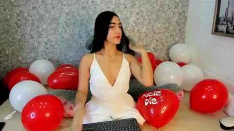 anika_h online show from February 2026 12:24:01 PM