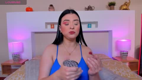 Snapshot of anikaromanof chatting on February 2026 11:36:02 AM Anika Romano online show from February 2026 11:36:02 AM