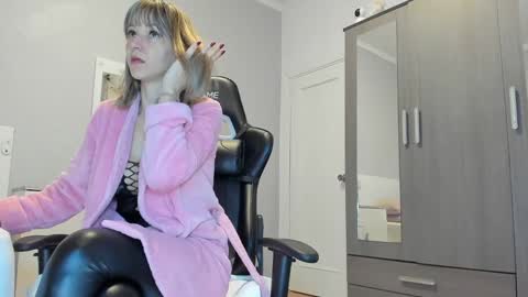 Luna online show from January 2025 09:56:01 AM