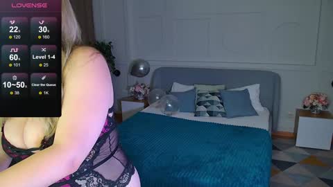 Anita online show from December 2024 01:15:02 AM