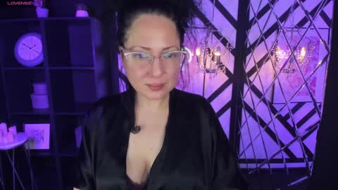 Snapshot of anita_muse chatting on January 2025 09:10:01 PM Anita online show from January 2025 09:10:01 PM