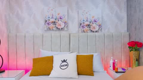 Dania Lpez online show from October 2025 04:13:01 AM