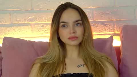 AnitaVenture online show from November 2025 04:12:02 AM