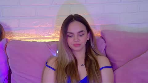 AnitaVenture online show from November 2025 04:26:02 AM