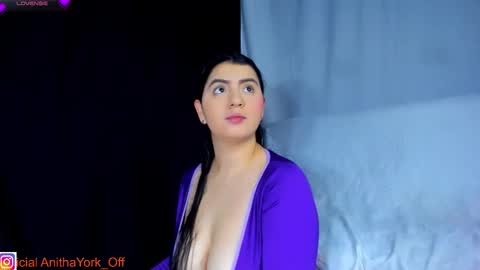 Snapshot of anithayork1 chatting on February 2026 12:26:01 PM Anitha York online show from February 2026 12:26:01 PM