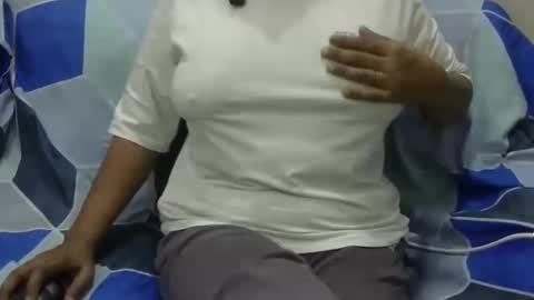 Snapshot of anjali_dogra786 chatting on October 2025 06:47:02 PM anjali_dogra786 online show from October 2025 06:47:02 PM