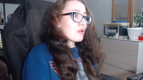 Snapshot of ankey_rayah chatting on March 2025 05:06:02 PM Nameless online show from March 2025 05:06:02 PM