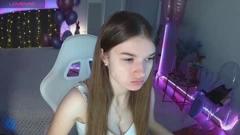 ann_woood online show from March 2026 07:12:01 AM