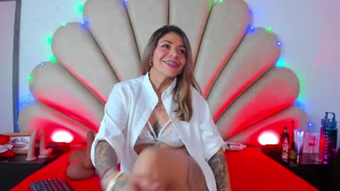 Anna  online show from January 2025 12:09:01 PM