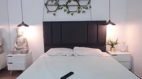 Ann  online show from March 2025 03:56:01 PM