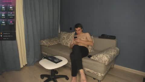 Snapshot of anna_jason chatting on February 2025 07:59:02 PM Fansly Jason sweet ass online show from February 2025 07:59:02 PM