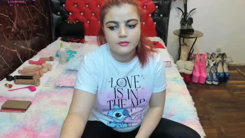 Snapshot of anna_lwice chatting on January 2025 04:04:01 PM Ana   online show from January 2025 04:04:01 PM