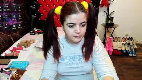 Snapshot of anna_lwice chatting on February 2025 08:52:02 AM Ana   online show from February 2025 08:52:02 AM